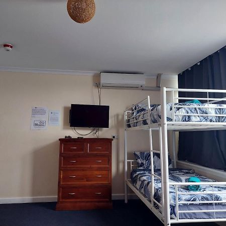 Albergue Port Adelaide Backpackers Exterior foto
